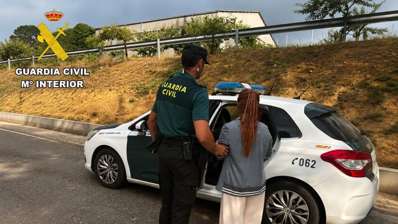 Detención de una mujer por estafa a una anciana en Fabero