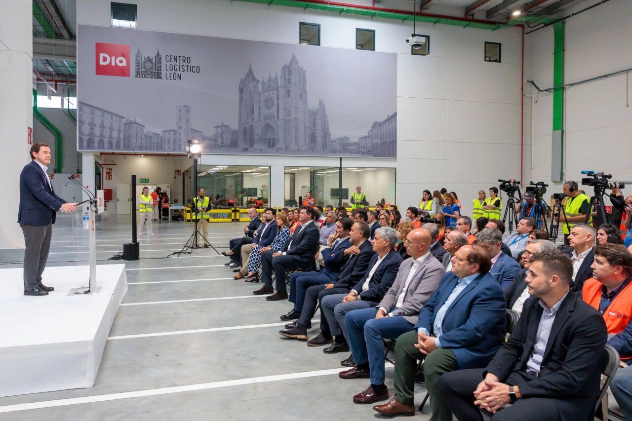 Inauguración del nuevo centro logístico de DIA en Villadangos del Páramo