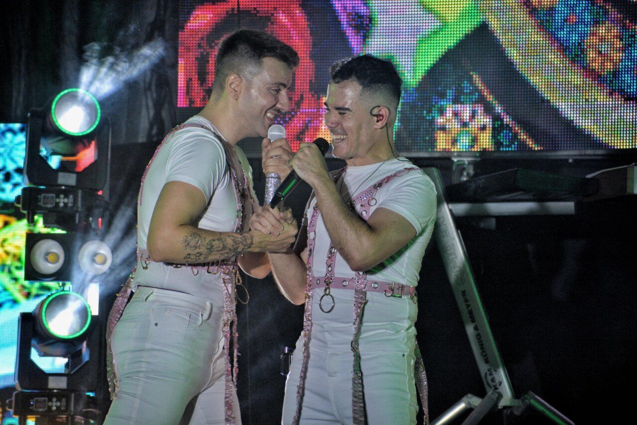 Actuación del Grupo Beatriz en la verbena de las fiestas de Vilela
