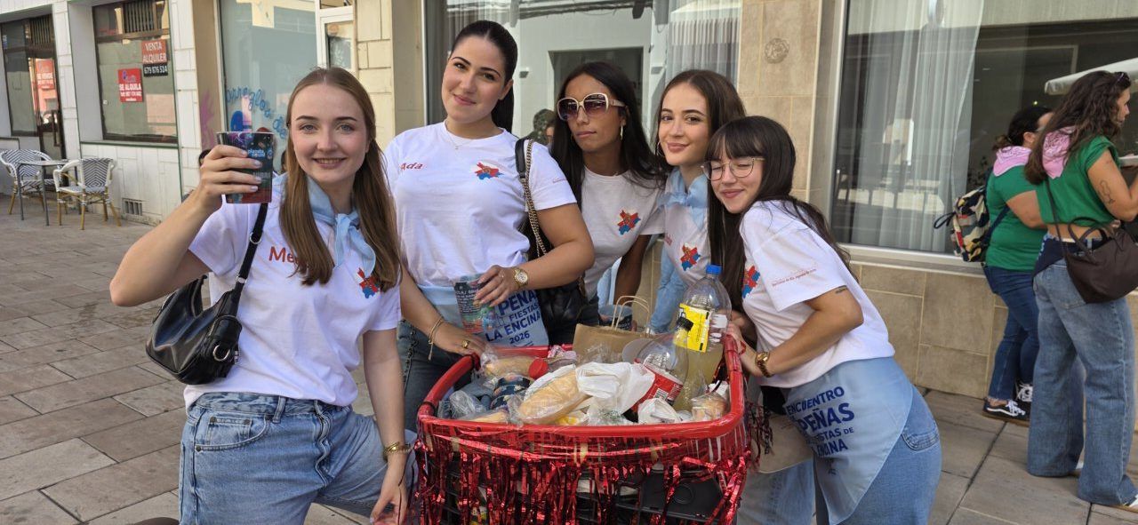 Grupo de jóvenes en la III Concentración de Peñas en Ponferrada