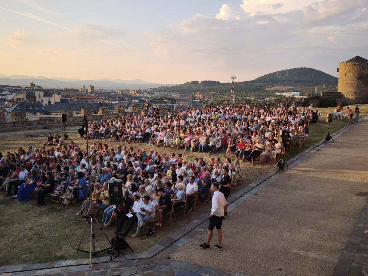 Gran audiencia disfrutando del II Encuentro Sinfónico en Ponferrada