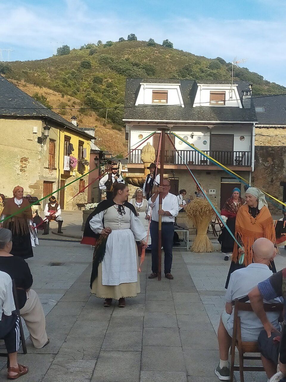 Participantes del VII Encuentro de Tamboriteros en Molinaseca