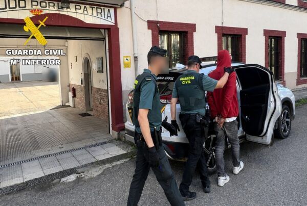 Detención de un menor por apuñalar a un joven en Astorga
