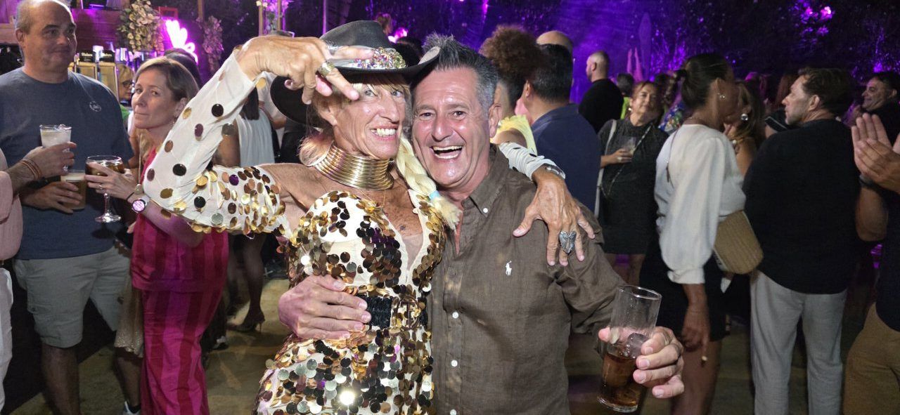 Celebración en la Terraza Malumba en homenaje a Ángela Show