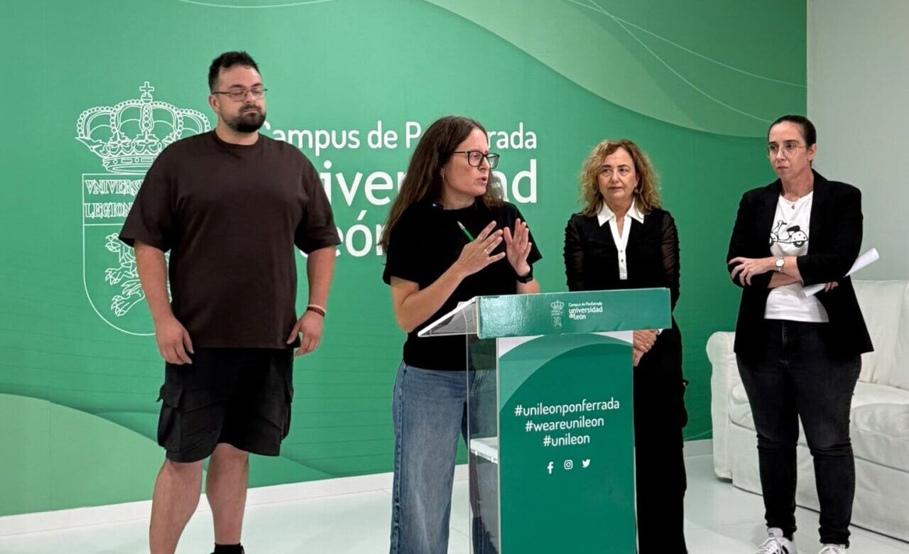 Presentación del 30 aniversario del Campus de Ponferrada con varios ponentes