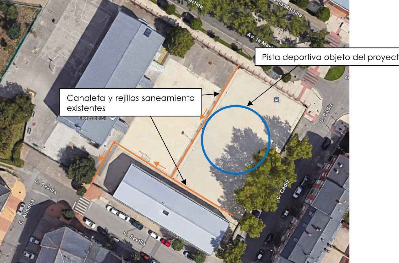 Plano del CEIP Flores del Sil con la nueva pista cubierta marcada