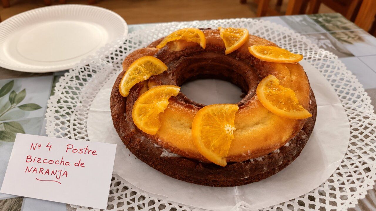 Bizcocho de naranja presentado en concurso de postres