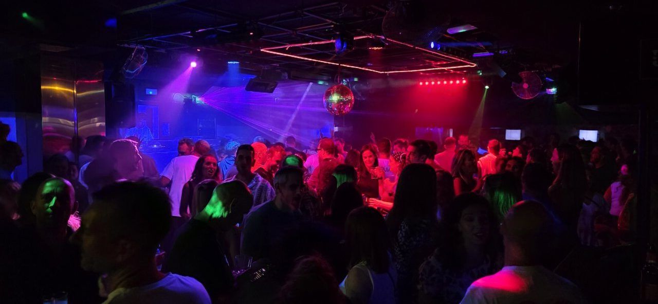 Fiesta en la Discoteca Temple durante After Viva Suecia en Ponferrada