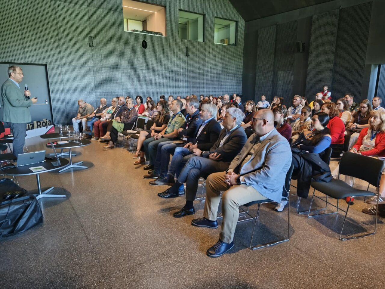 Reunión de Cruz Roja sobre cuidados y turismo sostenible en el medio rural