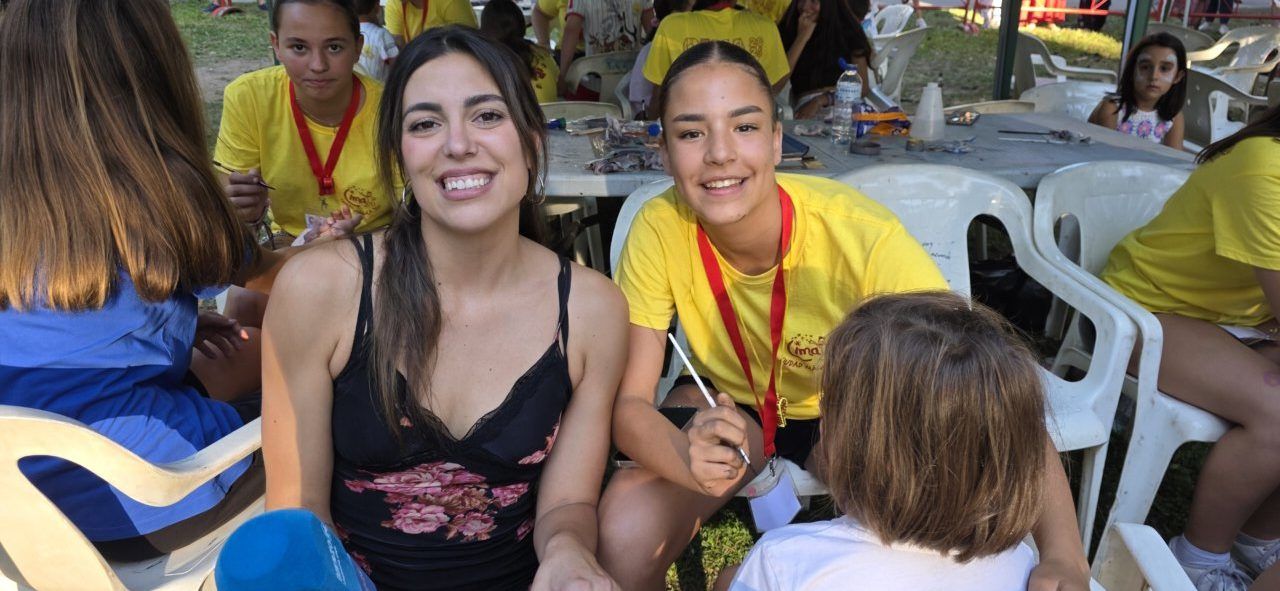 Participantes de CIMA 2026 disfrutando de actividades recreativas y educativas.