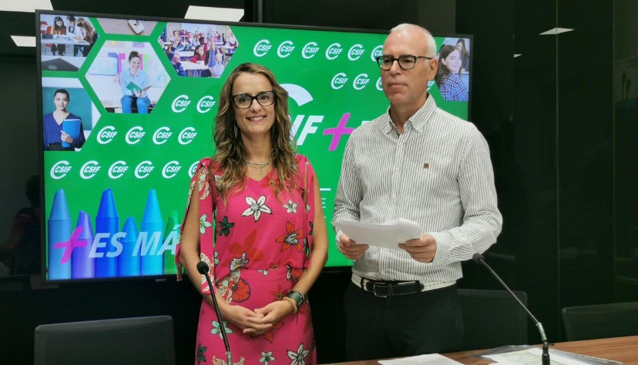 Isabel Madruga y Mariano Gonzalez en conferencia de prensa sobre vacantes docentes