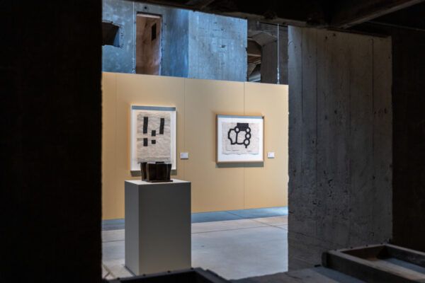Obras de Chillida en exposición en La Térmica Cultural