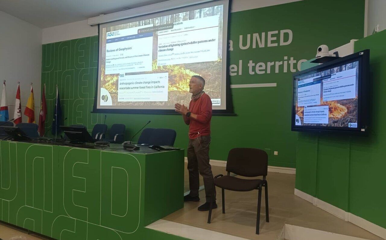 Conferencia sobre música de raíz y cambio climático en Villar de los Mundos