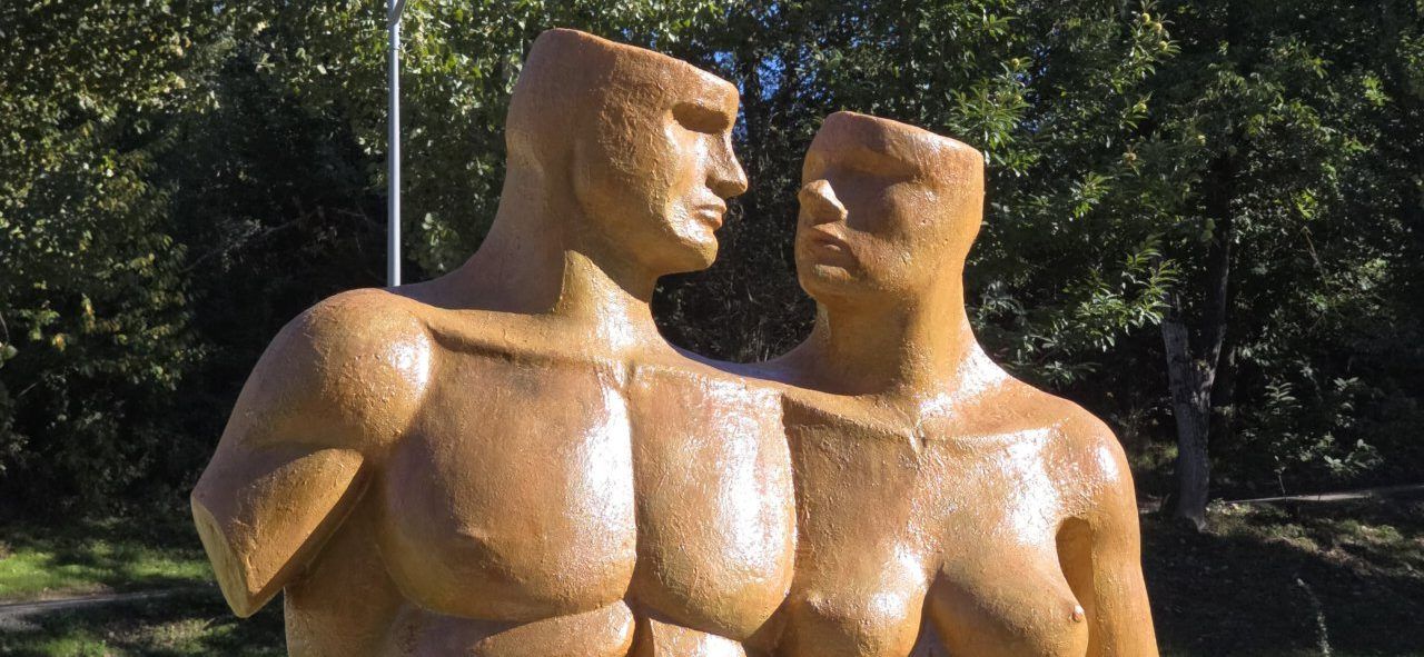 Escultura monumental en el nuevo espacio de Carracedelo