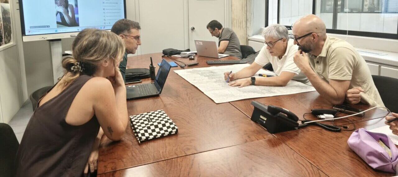 Reunión de trabajo sobre el incendio en Sosas de Laciana
