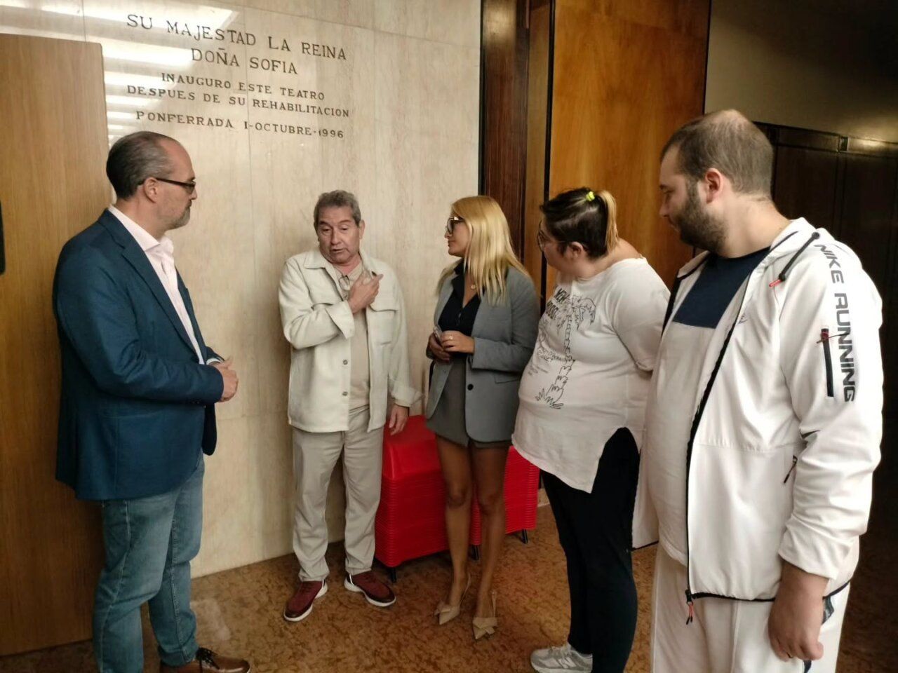 Inauguración del Teatro Bergidum con mejoras de accesibilidad en Ponferrada