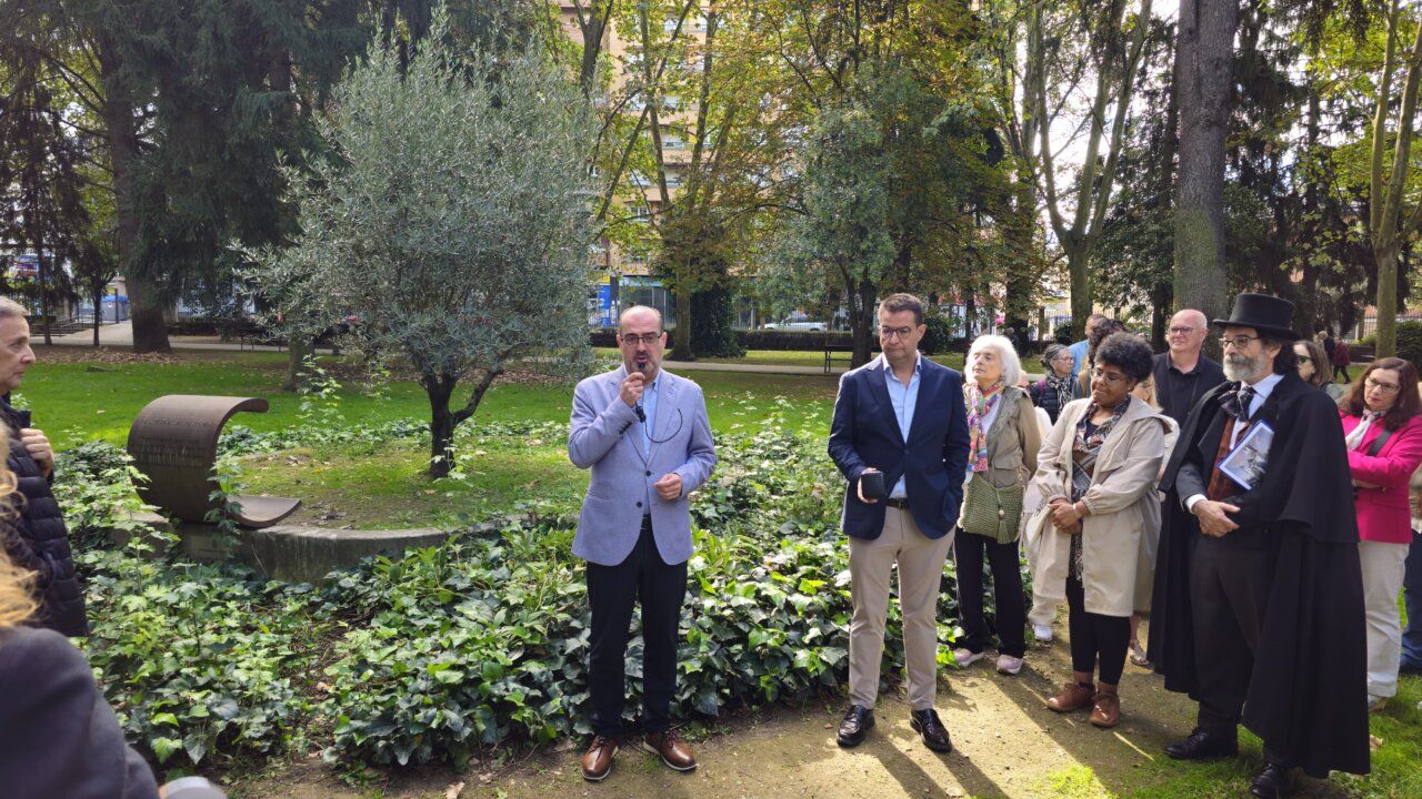 Ceremonia en el parque de La Carrasca en Ponferrada