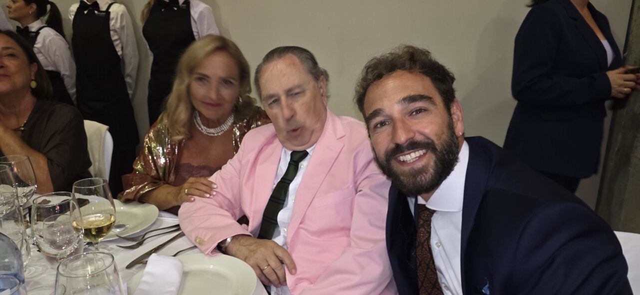Asistentes disfrutando de la III Gala del Comercio de Ponferrada