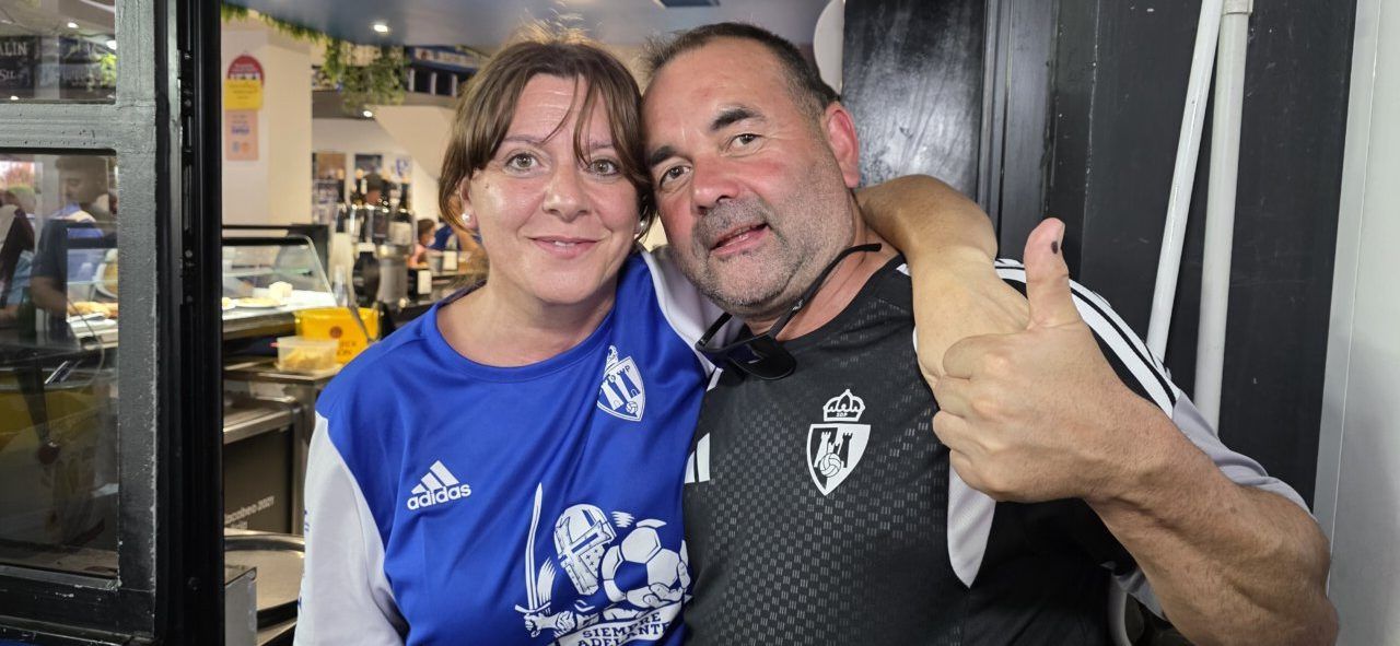 Aficionados de la Ponferradina en el Bar El Toralín