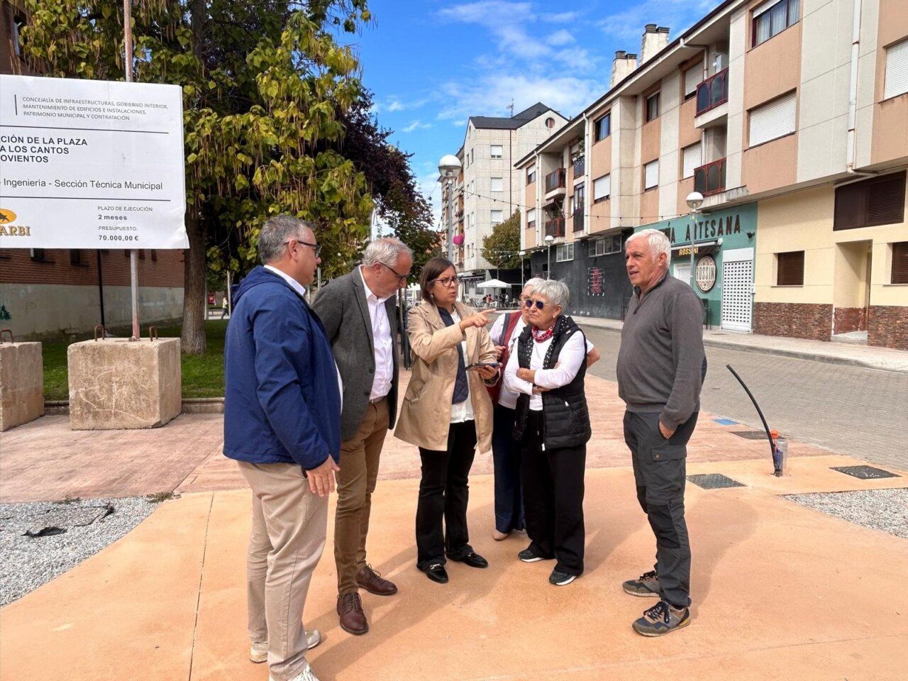 Reunión del PSOE sobre las obras en la plaza de Cuatrovientos