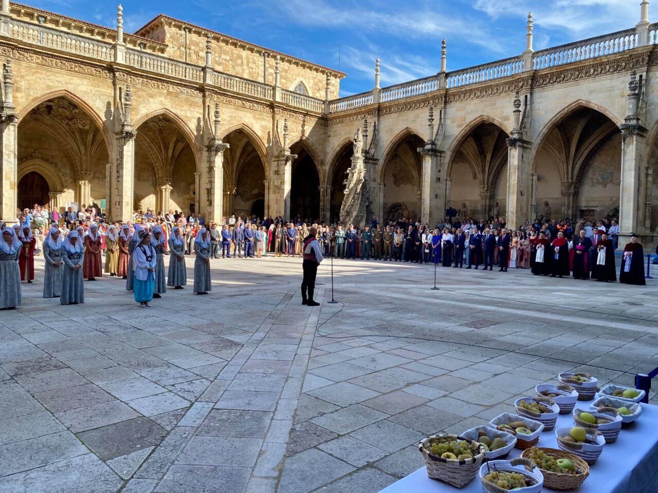 Las Cantaderas en las fiestas de San Froilán en León
