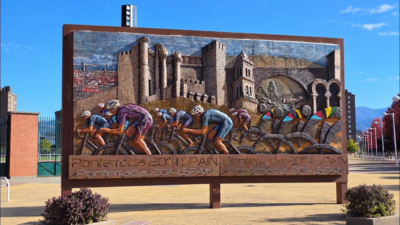 Mural conmemorativo del Mundial de Ciclismo de 2014 en Ponferrada