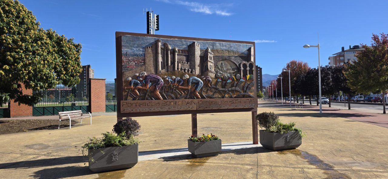 Mural conmemorativo del Mundial de Ciclismo de 2014 en Ponferrada